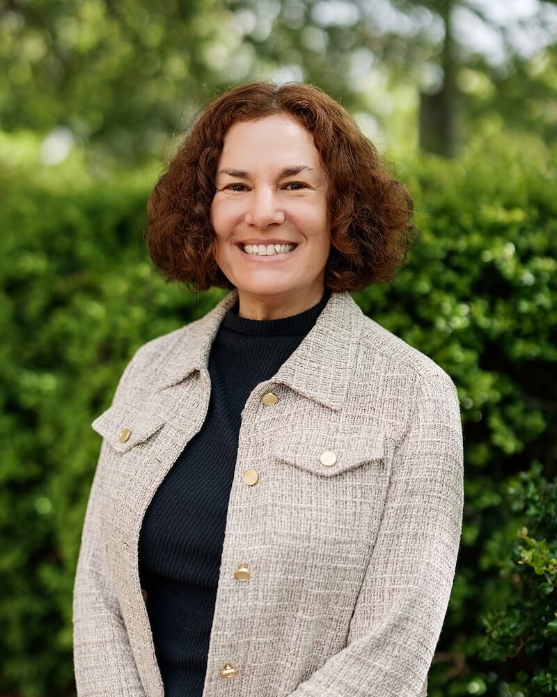 Michele HOS - Blue Oak0--9_websize Head of School, Michelle headshot